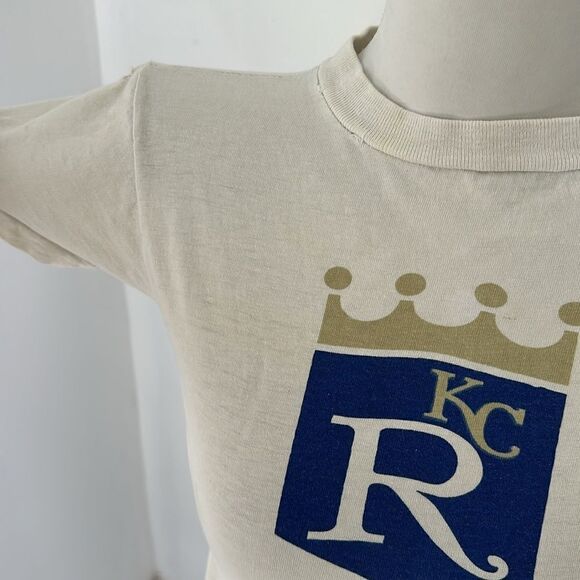 Vintage Thrashed 70s KC Royals Babydoll Tee - Picture 4 of 6